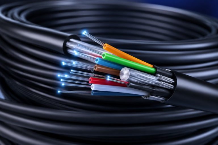 Kabel Fiber Optik